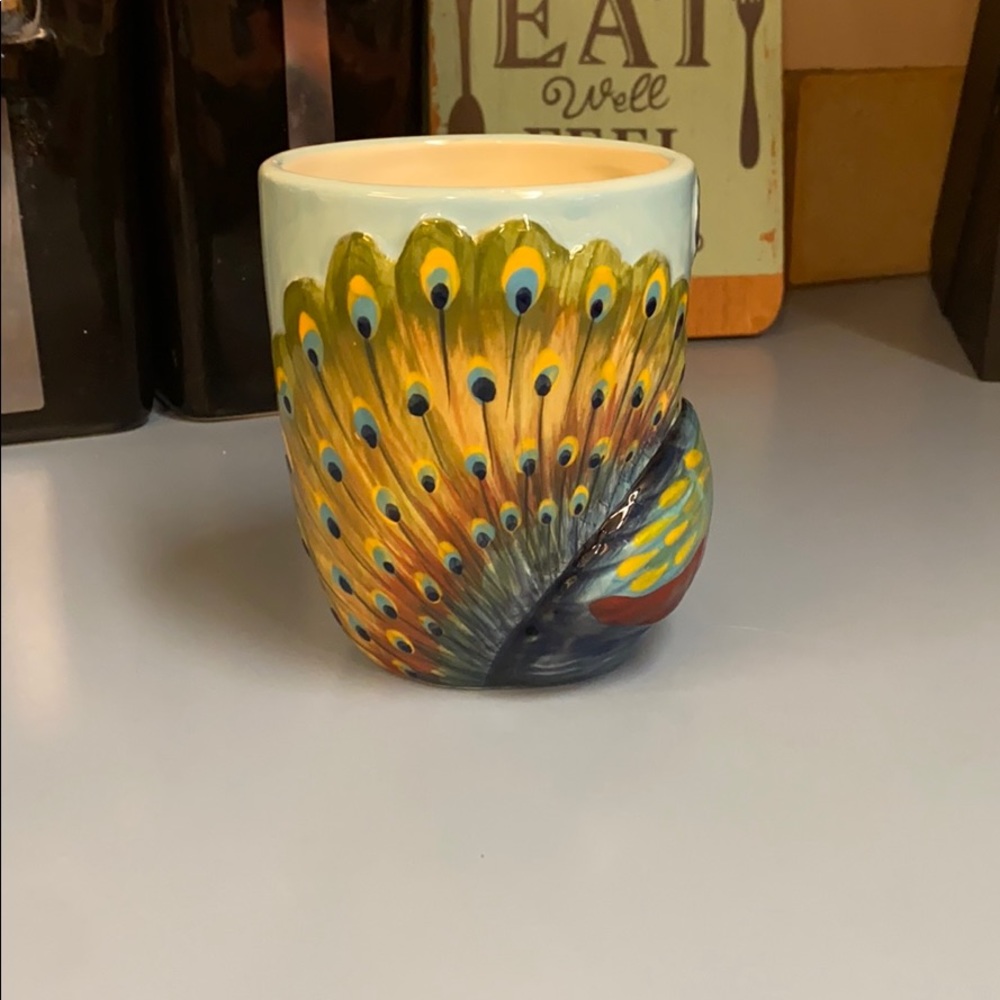 ๐SOLD๐ Vintage Peacock Mug ๐ฆ - Picture 3 of 4